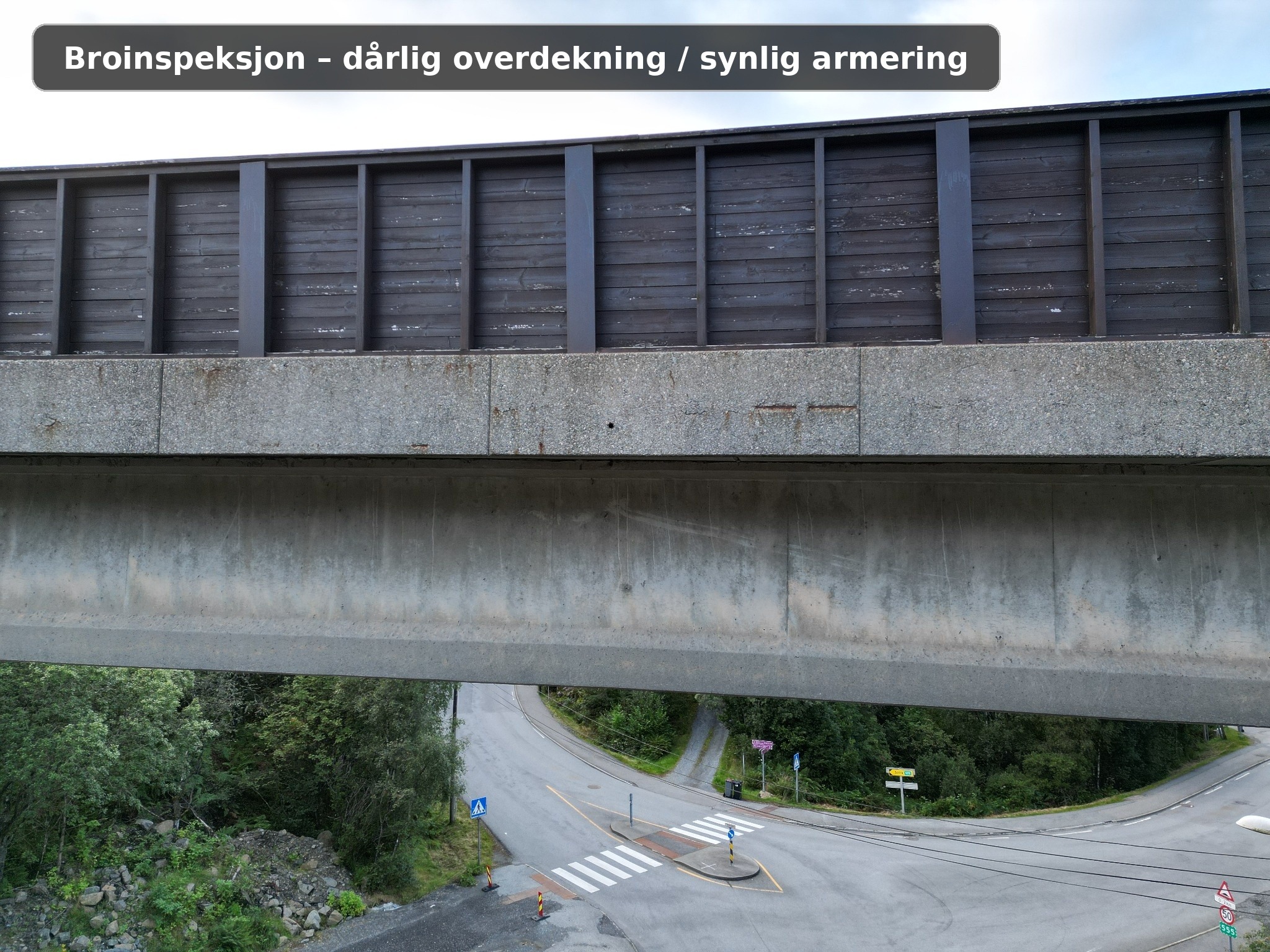 Droneinspeksjon av betongkonstruksjon med synlig armering
